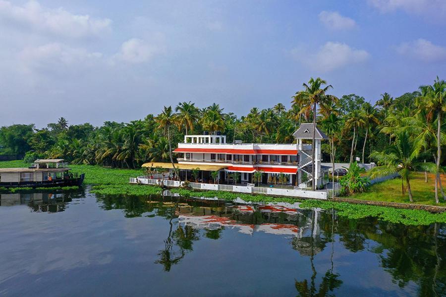 Vembanad Village Backwater Resort Alappuzha Εξωτερικό φωτογραφία