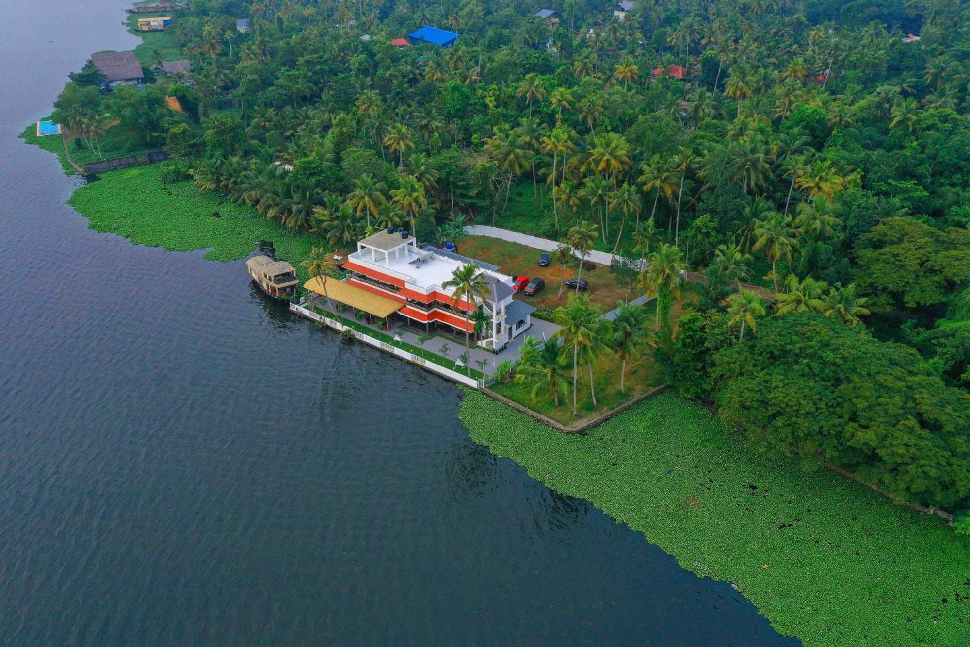 Vembanad Village Backwater Resort Alappuzha Εξωτερικό φωτογραφία