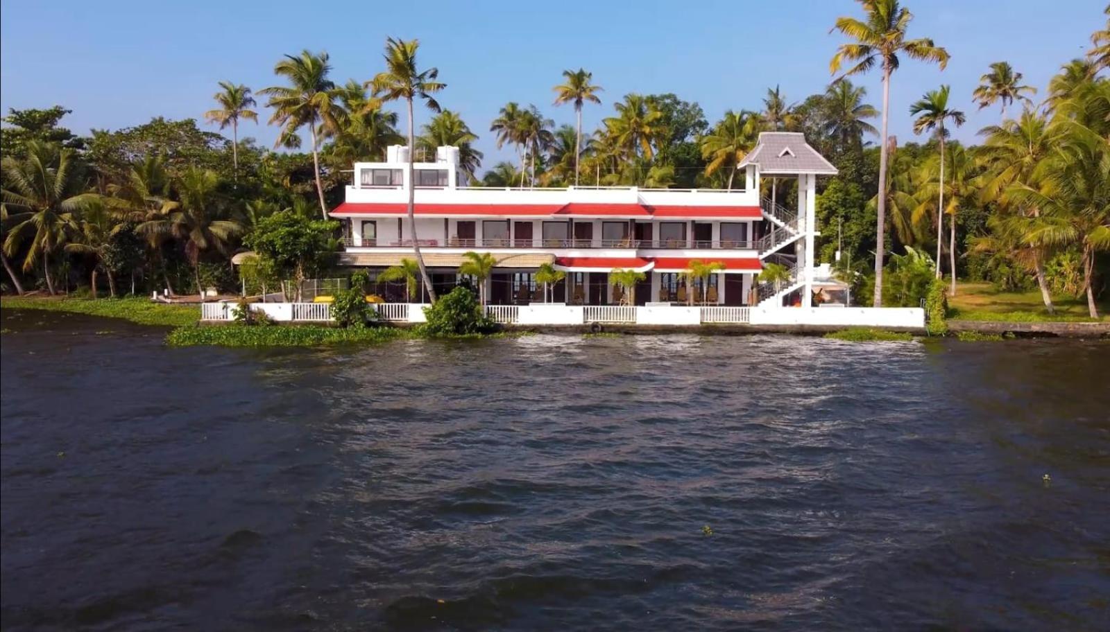 Vembanad Village Backwater Resort Alappuzha Εξωτερικό φωτογραφία